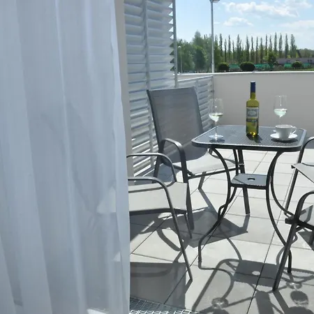 Relax Apartman Trebon Exterior photo